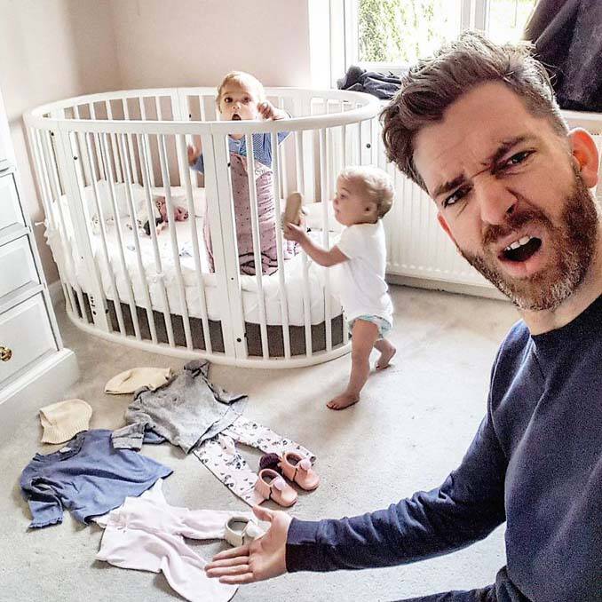 Πατέρας 4 κοριτσιών κατακτά το Instagram με τις τρελές φωτογραφίες της καθημερινότητας του (5)