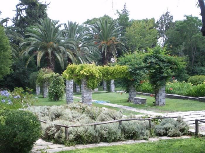 Ο μεγαλύτερος βοτανικός κήπος της ανατολικής Μεσογείου βρίσκεται στην Αθήνα. Και οι περισσότεροι δεν τον γνωρίζουν καν!