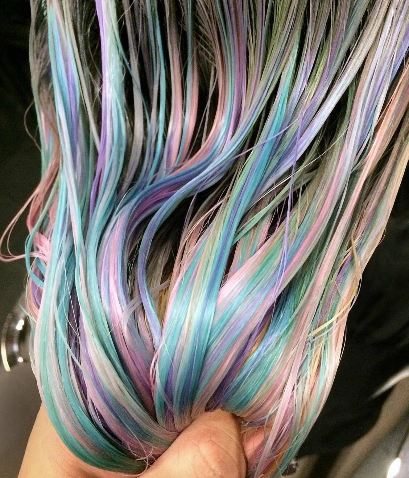 Here's what holographic hair looks like when it's wet.