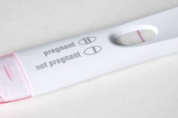 tilestwra.com | Νεαρή γυναίκα έκανε 7 τεστ εγκυμοσύνης πριν ανακαλύψει κάτι τρομερό